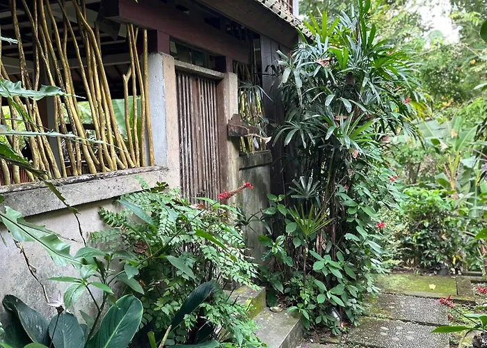 Song Broke Ubud